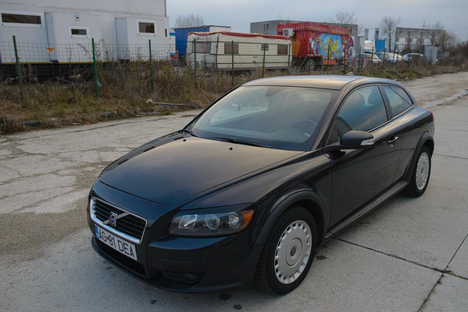 Volvo C30-19.jpg