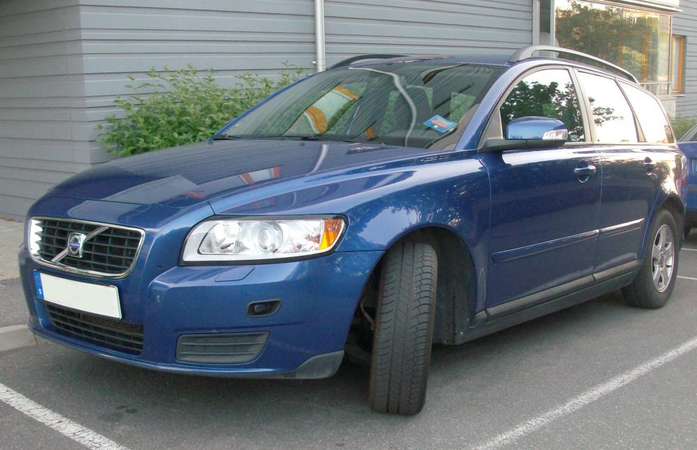 2009_Volvo_V50_--_07-02-2009.thumb.jpg.3